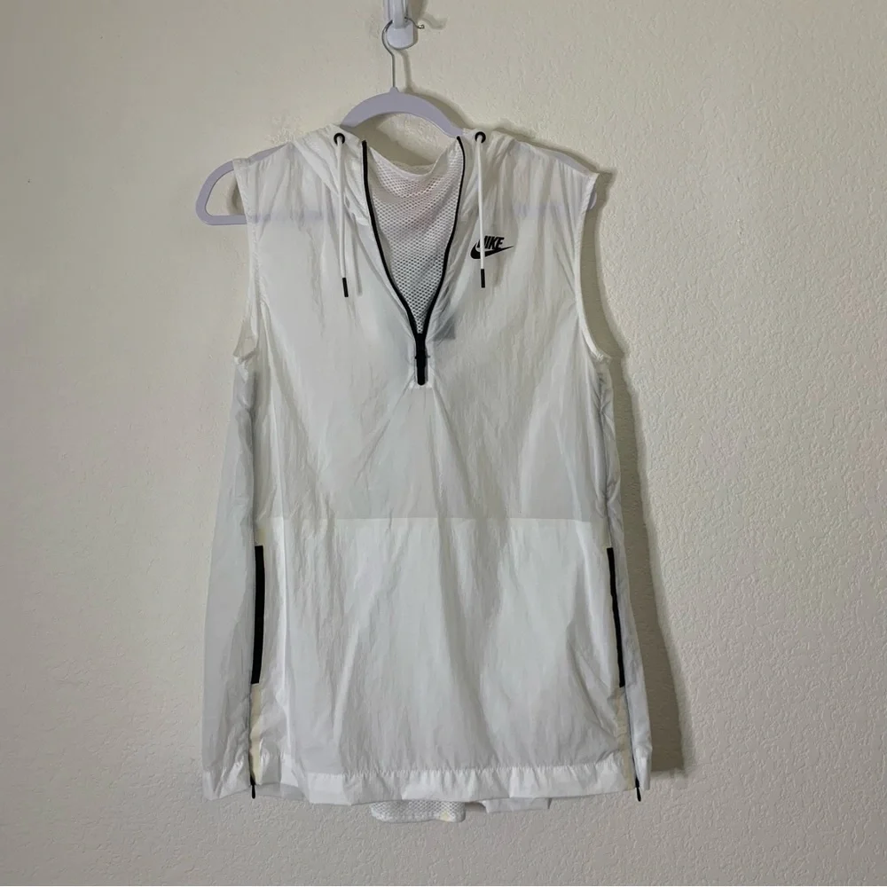 Nike Sportswear Tech Hypermesh Sleeveless Hooded Women's Vest white S NWT - Picture 2 of 13